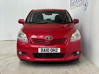 Used Toyota Verso 126 HP (92 kW) 2010 Red MPV