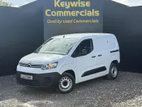Used Citroën Berlingo 100 HP (73 kW) 2023 White MPV