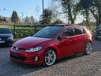 Used VW Golf VII GTD 184 HP (135 kW) 2017 Red Hatchback