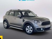 Używany Mini Cooper Classic 136 KM (100 kW) 2019 Srebrny Hatchback
