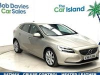 Used Volvo V40 Inscription 120 HP (88 kW) 2017 Gold Hatchback