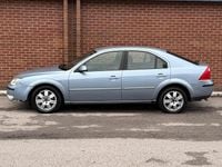 Used Ford Mondeo Zetec 2004 Blue Hatchback