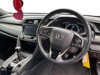 Used Honda Civic SR 126 HP (92 kW) 2019 Red Hatchback