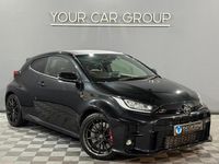 Begagnad Toyota Yaris 272 HK (200 kW) 2022 Svart Halvkombi