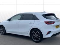 Usado Kia Ceed 160 HP (117 kW) 2023 Branco Citadino