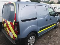 Used Peugeot Partner 2015 White MPV