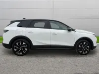 Used Vauxhall Grandland X GSe 134 HP (98 kW) 2025 White SUV