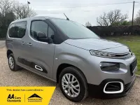 Usado Citroën Berlingo Feel 2024 Cinzento Monovolume