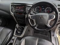 Used Mitsubishi L200 150 HP (110 kW) 2019 Silver Pickup