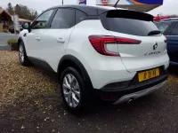 Used Renault Captur Iconic 140 HP (102 kW) 2021 White/black SUV