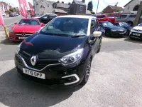 Used Renault Captur Iconic 90 HP (66 kW) 2019 Black/cream SUV
