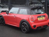 Used Mini Cooper Hatch 136 HP (100 kW) 2017 Red Hatchback