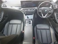 Used BMW 320 Sport Line 190 HP (139 kW) 2023 Red Sedan