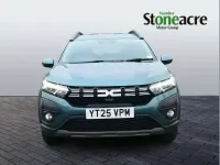 Used Dacia Jogger Expression 139 HP (102 kW) 2025 Green MPV