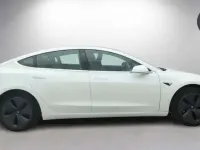 Used Tesla Model 3 Standard Range 239 kW (325 HP) 2020 White Sedan