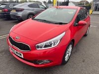 Used Kia Ceed 133 HP (97 kW) 2015 Red Hatchback
