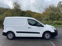 Used Peugeot Partner 2017 White MPV