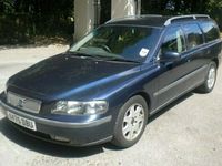 used Volvo V70 2.4