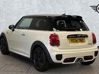 Używany Mini Cooper S Hatch 189 KM (139 kW) 2019 Biały Hatchback