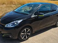 Used Peugeot 208 Allure 2015 Metallic black Hatchback
