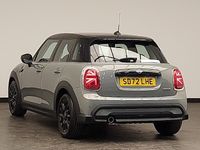 Usado Mini Cooper Classic 136 HP (100 kW) 2022 Cinzento Citadino