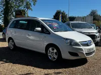 Second-hand Vauxhall Zafira 120 CP (88 kW) 2014 Alb Monovolum