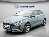 Used Hyundai i20 Premium 100 HP (73 kW) 2024 Green Hatchback
