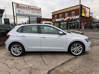 Used VW Polo SEL 2018 Silver Hatchback