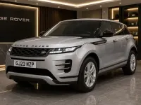 Begagnad Land Rover Range Rover evoque R-Dynamic 2023 Silver SUV