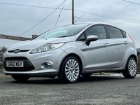 Used Ford Fiesta Titanium 95 HP (69 kW) 2010 Silver Hatchback