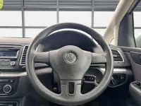Usado VW Sharan S 140 HP (102 kW) 2013 Prateado Monovolume