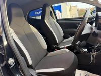 Used Toyota Aygo x-press 68 HP (50 kW) 2017 Black Hatchback