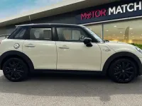Usado Mini Cooper S Classic 2019 Branco Citadino