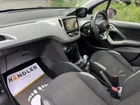 Begagnad Peugeot 208 Allure 2016 Grå Halvkombi