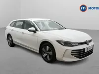 Used VW Passat Life 204 HP (150 kW) 2025 White Estate