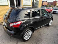 Used Nissan Qashqai 360º 117 HP (86 kW) 2013 Black SUV