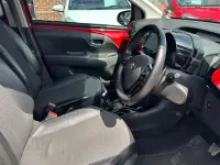 Used Toyota Aygo X-clusiv 72 HP (52 kW) 2021 Red Hatchback