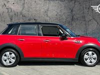 Used Mini Cooper Classic 134 HP (98 kW) 2023 Red Hatchback