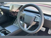 Używany Tesla Model 3 Performance 461 kW (627 KM) 2025 Biały Sedan/Limuzyna