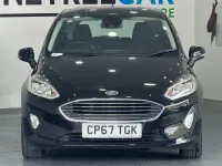Usado Ford Fiesta Zetec 85 HP (62 kW) 2017 Preto Citadino