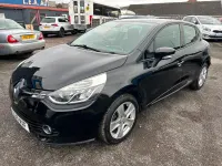 Used Renault Clio 90 HP (66 kW) 2015 Black Hatchback