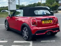 Used Mini Cooper S Exclusive 176 HP (129 kW) 2023 Red Hatchback