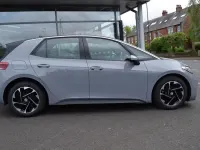 Begagnad VW ID.3 Pro 150 kW (204 HK) 2023 Grå Halvkombi