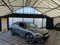Usado Citroën C4 Shine 2023 Cinzento SUV
