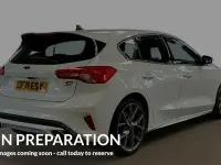 Used Ford Focus ST 280 HP (205 kW) 2021 White Hatchback