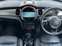 Używany Mini Cooper Exclusive 134 KM (98 kW) 2023 Czarny Hatchback