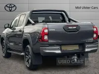 New Toyota HiLux 201 HP (147 kW) 2026 Black Pickup