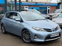 Used Toyota Auris Hybrid Plus 136 HP (100 kW) 2014 Blue Hatchback