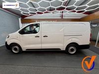 Used Vauxhall Vivaro S 100 HP (73 kW) 2021 White MPV