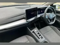 Gebraucht VW Golf VIII Match 200 PS (147 kW) 2025 Schwarz Kleinwagen